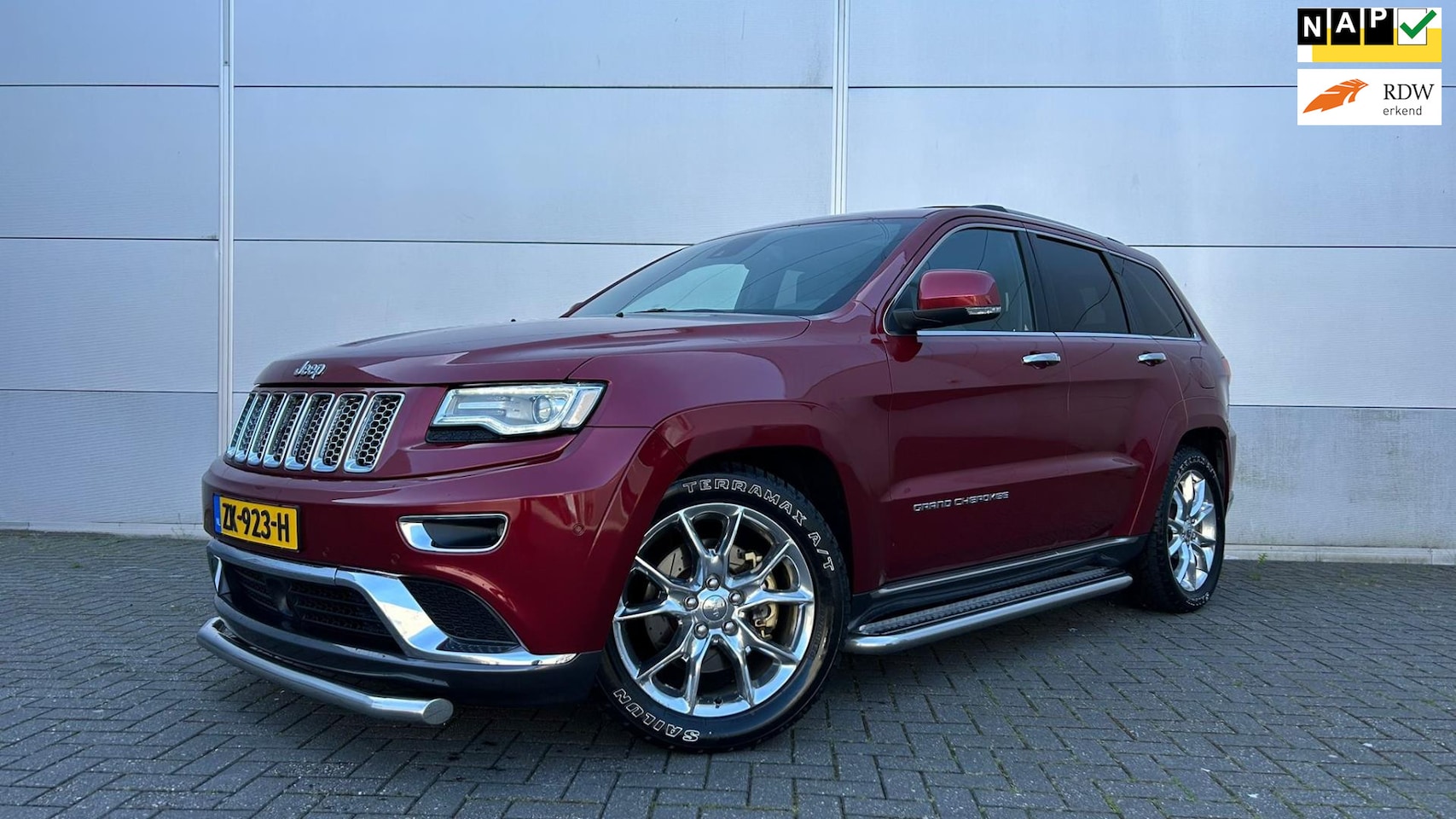 Jeep Grand Cherokee - 3.0 CRD Summit Aut, Limited Edition, Led, Alcantara, Pano - AutoWereld.nl