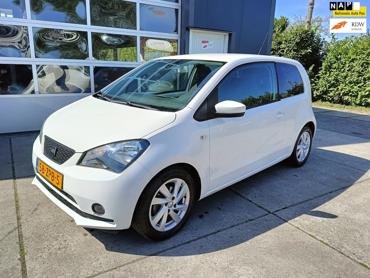 Seat Mii - 1.0 Style Sport 1e eigenaar - AutoWereld.nl