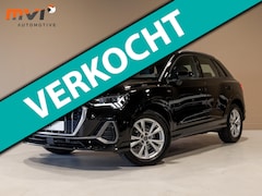 Audi Q3 - 35 TFSI 2x S-Line / 150pk / Panorama dak / Dodehoek herkenning / Sfeerverlichting /