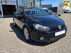 Volkswagen Golf - 1.2 TSI Tour II BlueMotion, Navi, Airco, etc