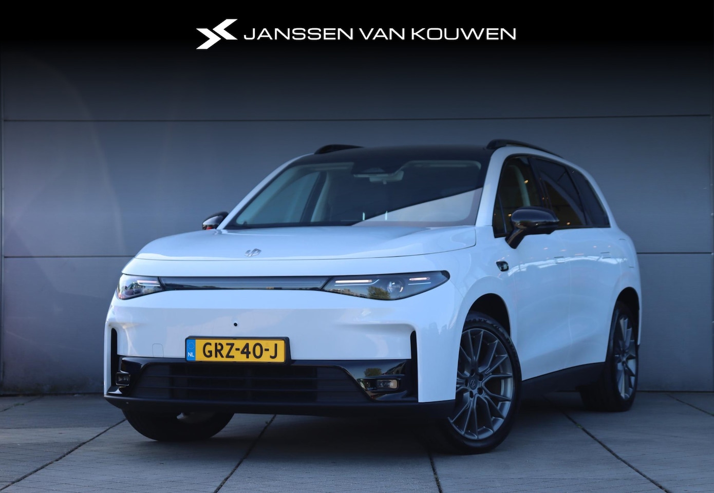 Leapmotor C10 - Design 69.9 kWh / Leder / Panoramadak / 20'' - AutoWereld.nl