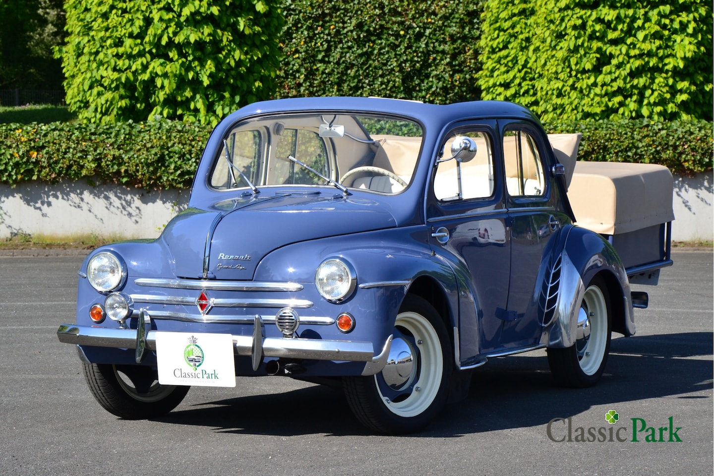 Renault 4 - 4CV Découvrable & remorque monoroue Erde - AutoWereld.nl