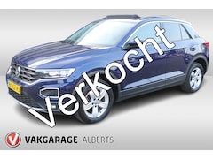 Volkswagen T-Roc - 1.5 TSI Style / Navi / Panodak / Automaat / Stoelverwarming