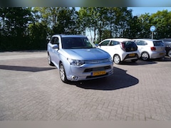 Mitsubishi Outlander - 2.0 PHEV Instyle+ STOELVERWARMING OPEN DAK CLIMA NAVI CAMERA