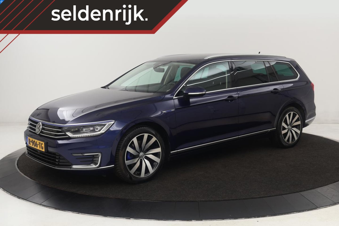 Volkswagen Passat Variant - 1.4 TSI PHEV GTE | Head-Up | Stoelverwarming | 360 camera | Trekhaak | Keyless | Carplay | - AutoWereld.nl