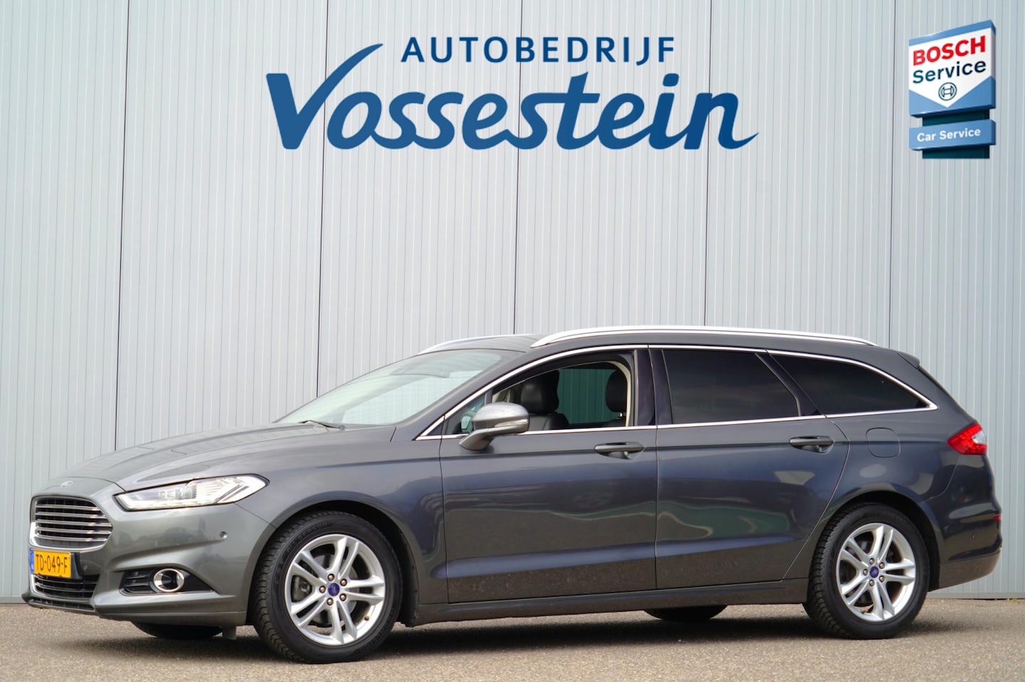 Ford Mondeo Wagon - 1.5 Titanium / Automaat / Navi / Cruise / Elek. Klep / Leder / Camera / Memory Seat - AutoWereld.nl