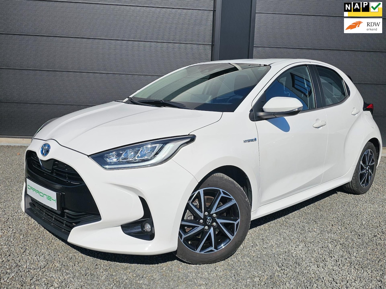 Toyota Yaris - 1.5 Hybrid Launch Edition | Full option | - AutoWereld.nl