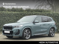 BMW iX1 - xDrive30 M-Sport | Panorama | 19" | Comfort Acces | Adapt. Led | Camera | Stoelverw