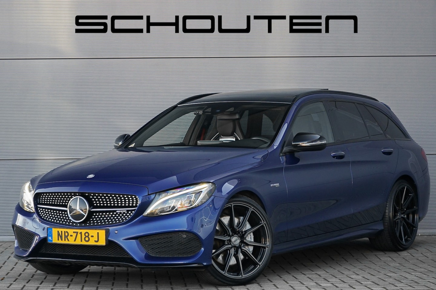 Mercedes-Benz C-klasse Estate - AMG 43 4M Pano Performance Seats 20" Vossen LMV - AutoWereld.nl