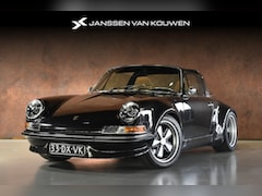 Porsche 911 Targa - 3.6 Carrera 4 Singer Tribute