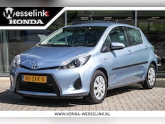 Toyota Yaris - 1.5 Full Hybrid Aspiration All in rijklaarprijs | Trekhaak afn. | Camera | Cruise control