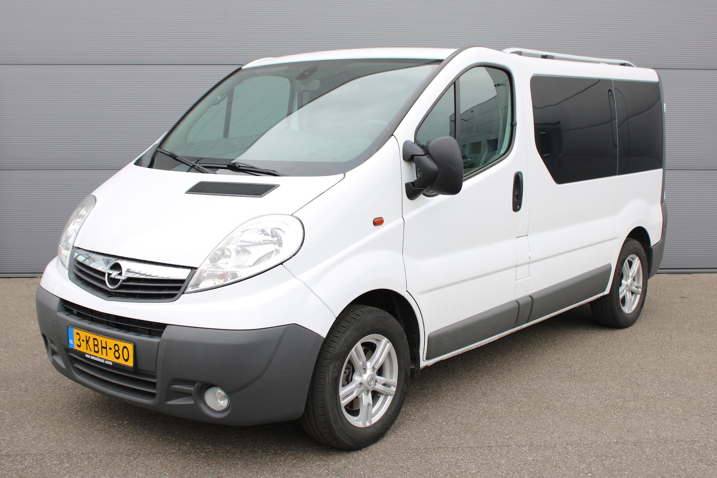 Opel Vivaro Combi - Opel 2.0 CDTI L1H1 EcoFLEX AUTOMAAT | 9 PERSOONS | TREKHAAK | CAMERA | - AutoWereld.nl