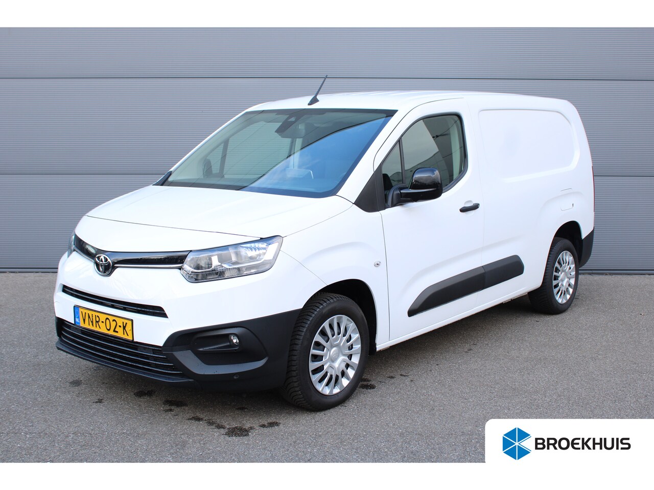 Toyota ProAce City - Toyota 1.5 D-4D Live Long PDC | NAVI | AIRCO - AutoWereld.nl
