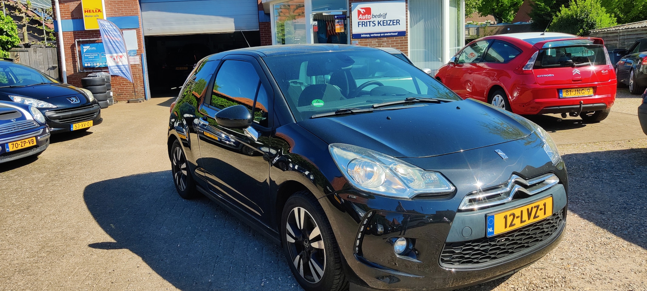 Citroën DS3 - 1.6 So Chic in Black Sportstoelen, airco, cruise control. - AutoWereld.nl