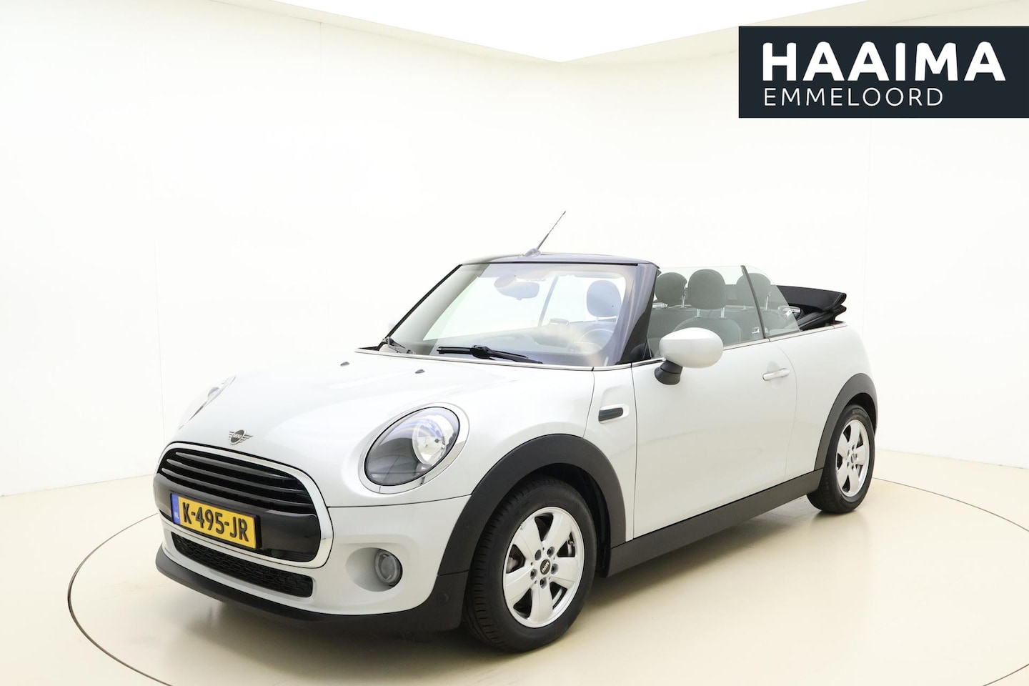 MINI Cabrio - Mini 1.5 Cooper Automaat | Navigatie | Automatisch te openen dak | Camera | Stoelverwarmin - AutoWereld.nl