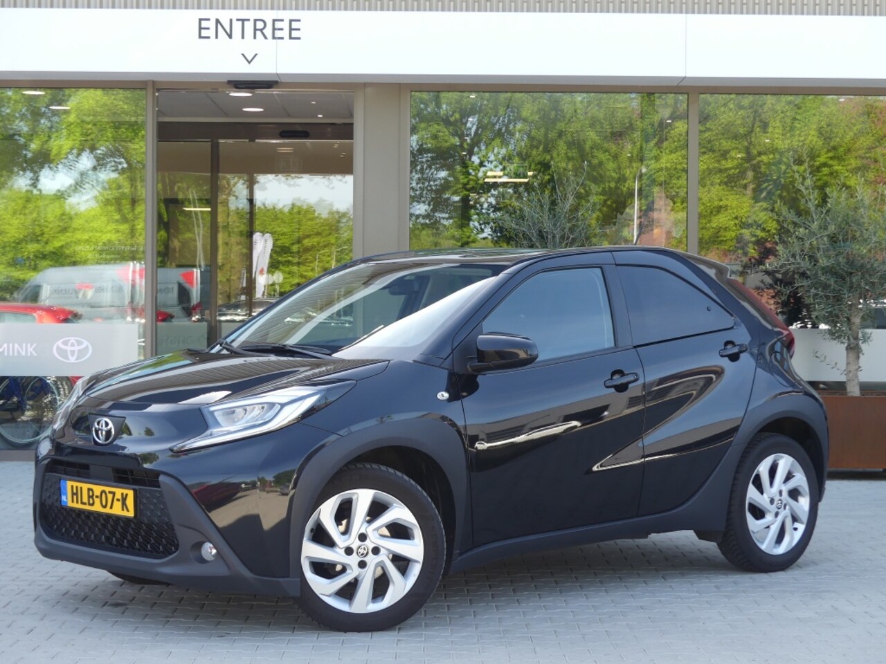 Toyota Aygo X - 1.0 VVT-i MT First Edition | Camera | Stoelverw - AutoWereld.nl