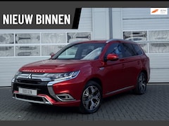 Mitsubishi Outlander - 2.4 PHEV S-Edition / Open Dak / Stoel + Stuur Verwarming / 4WD /