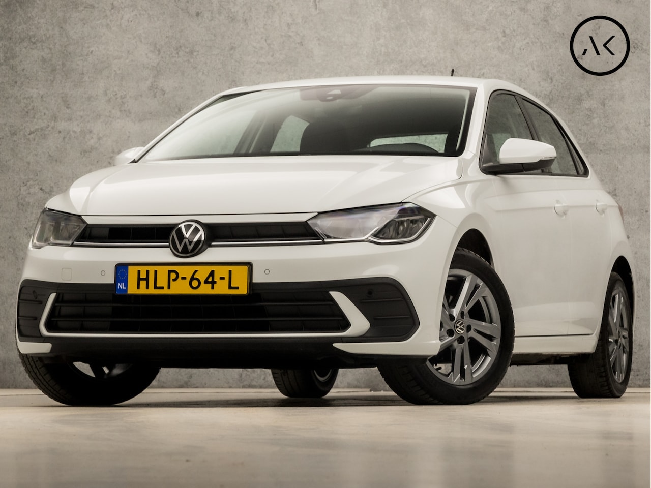 Volkswagen Polo - 1.0 Sportline (VIRTUAL COCKPIT, APPLE CARPLAY, STOELVERWARMING, SPORTSTOELEN, CRUISE, LM V - AutoWereld.nl