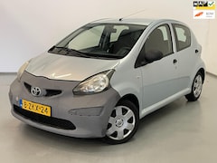 Toyota Aygo - 1.0-12V / Stuurbekrachtiging / Meeneemprijs