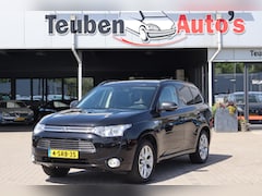 Mitsubishi Outlander - 2.0 PHEV Instyle Climate control, Navigatie, Camera, Trekhaak, Schuif- kanteldak,