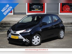 Toyota Aygo - 1.0 VVT-i x-nav