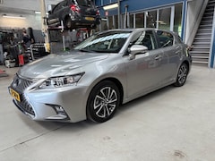Lexus CT 200h - Hybrid 136pk E-CVT Business Line | Navigatie | Climate control | Camera | Cruise control |