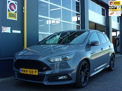 Ford Focus - 2.0/251 pk ST