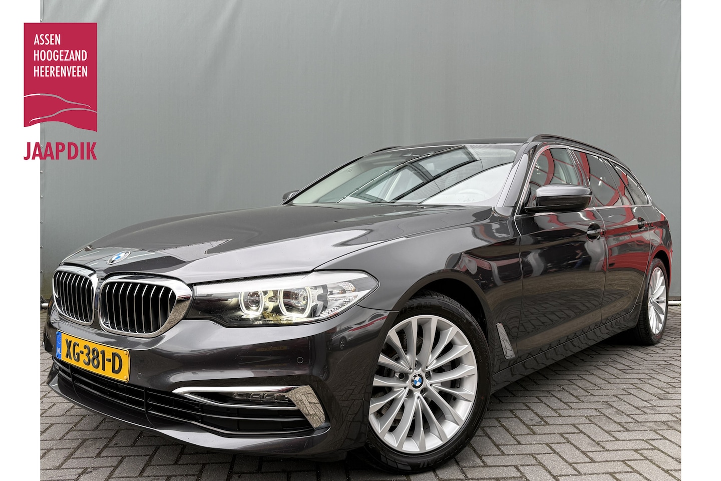 BMW 5-serie Touring - BWJ 2019 520i 184 PK Executive AUTOMAAT / NAVI / CLIMA / CRUISE / STOELVERW. / STANDKACHEL - AutoWereld.nl