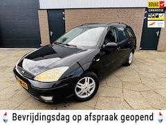 Ford Focus Wagon - 1.6-16V Trend |station |Airco|Lm.Vlg. 15 inch 4 seizoenen|metallic zwart