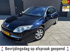 Renault Laguna - 1.6 16V Dynamique|Prachtige en zeer luxe 5 Drs met Trekhaak All-Season banden