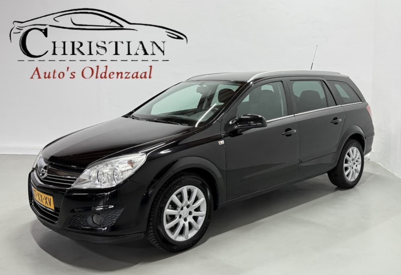 Opel Astra Wagon - 1.6 Temptation | Navigatie | Bluetooth - AutoWereld.nl