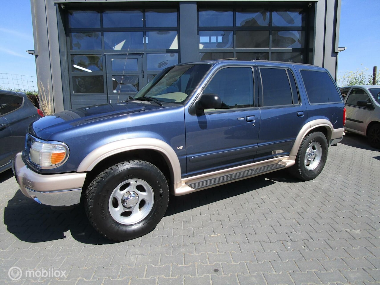 Ford Explorer - V8 4WD 98dmiles! Org NL Super dikke Youngtimer! - AutoWereld.nl