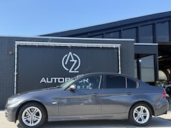 BMW 3-serie - 318i Grootscherm *Navi* Ketting vervangen