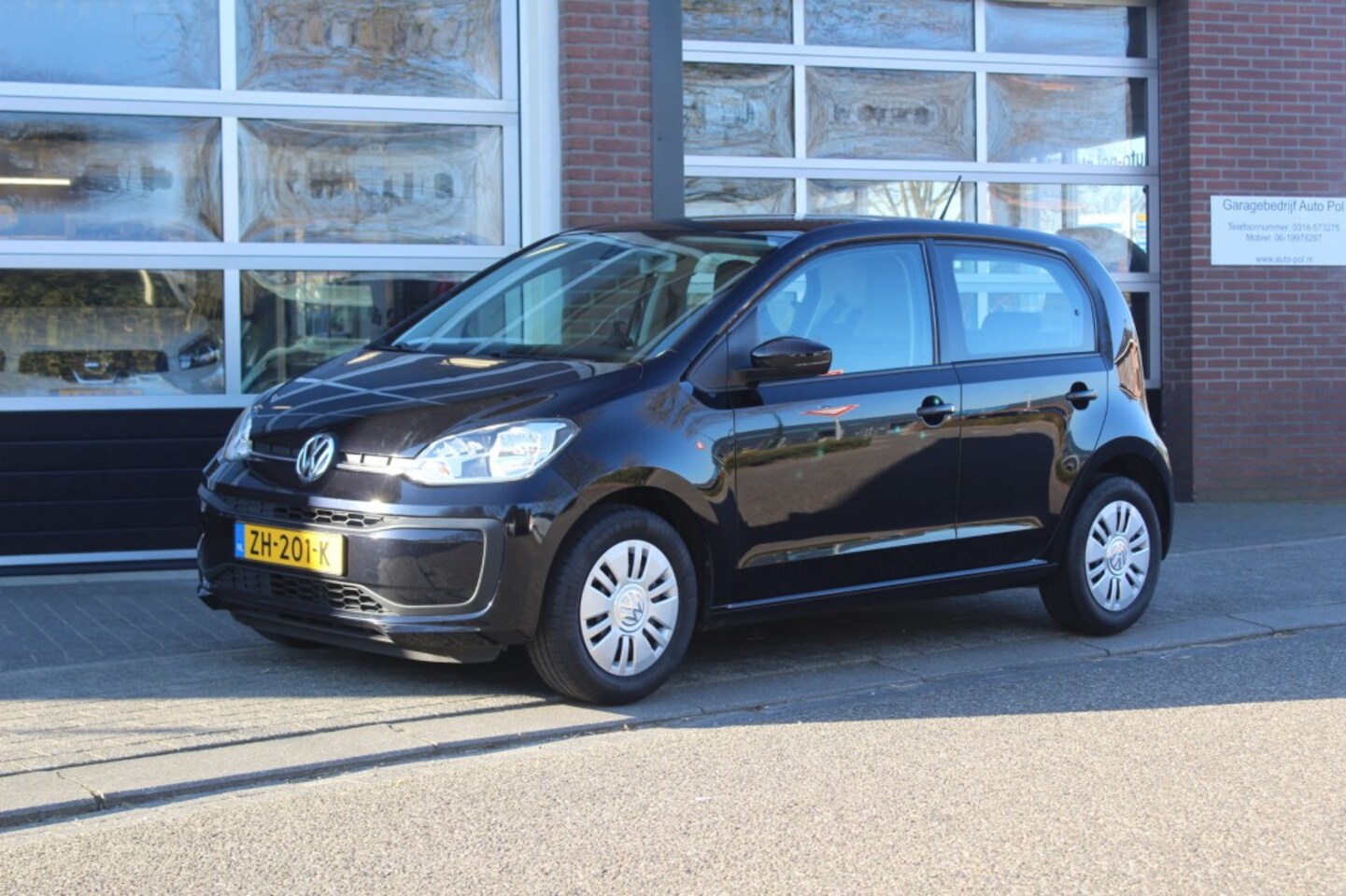Volkswagen Up! - 1.0 BMT move up! 1.0 BMT MOVE UP - AutoWereld.nl