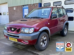 Nissan Terrano - 2.4 Comfort 4x4 2800KG trekgewicht