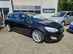 Opel Astra Sports Tourer - 1.4 Turbo Cosmo..NAVI..TREKHAAK