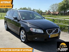 Volvo V70 - 2.5FT Automaat onderhoudt boekjes aanwezig