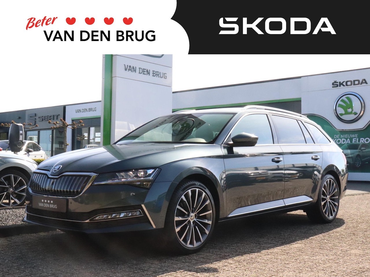 Skoda Superb Combi - 1.4 TSI iV 218pk Laurin & Klement | Trekhaak | Panoramadak|  Stoelverwarming & koeling | 3 - AutoWereld.nl