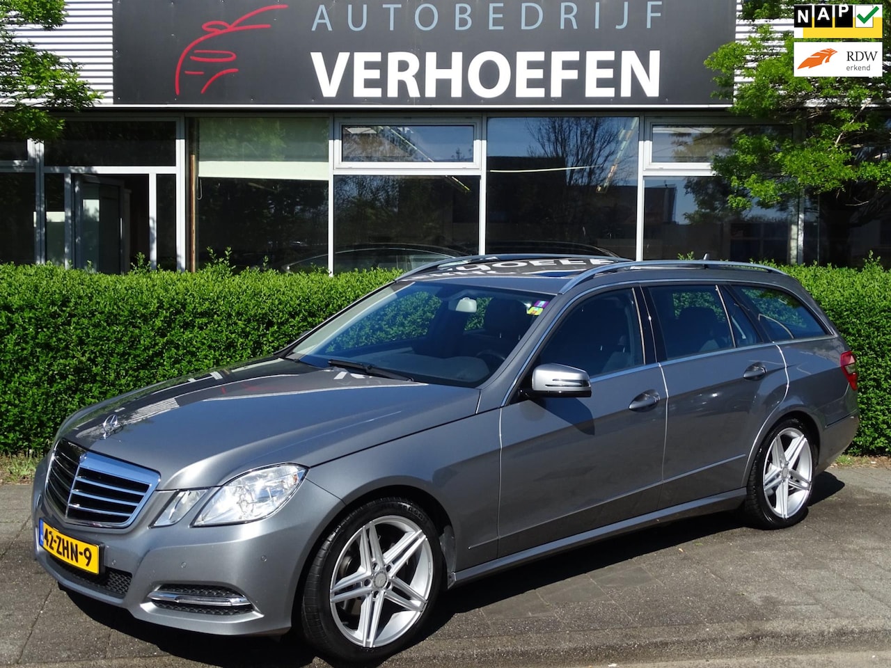 Mercedes-Benz E-klasse Estate - 300 CDI BlueTEC HYBRID Premium Edition - PANORAMADAK - STOEL VERW - LEDER - NAVI - CRUISE - AutoWereld.nl