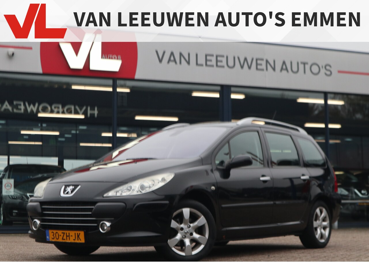 Peugeot 307 SW - 2.0-16V Premium | Navigatie | Pano | Trekhaak | APK 14-02-2025 | - AutoWereld.nl