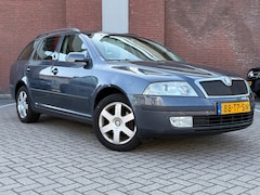 Skoda Octavia Combi - 1.6 FSI Business|CLIMA|CRUISE|APK|INRUILKOOPJE