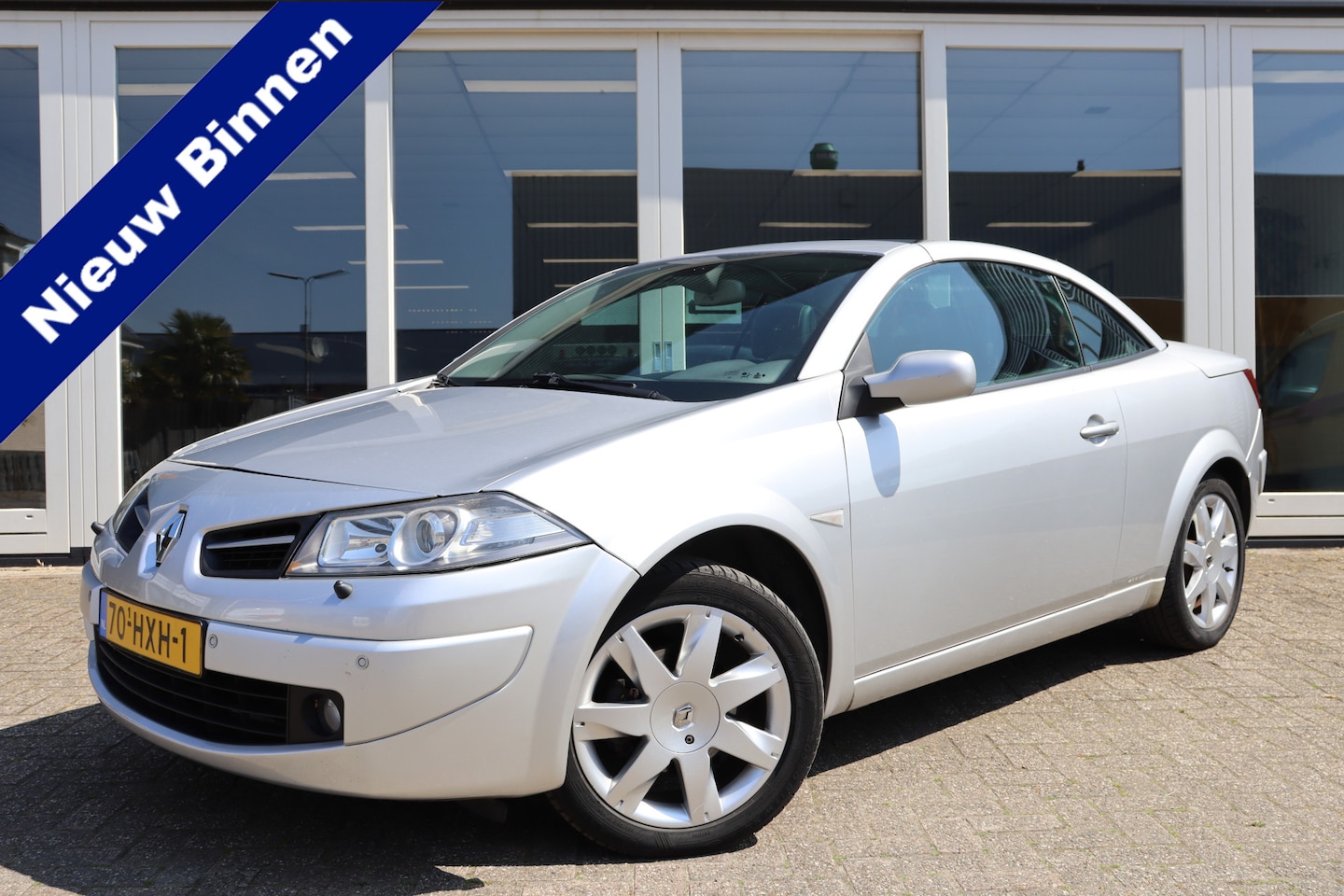 Renault Mégane coupé cabriolet - Cruise Control, Airco, Automaat, Trekhaak, PDC V+A, 2.0-16V Tech Line Prijs Is Rijklaar - AutoWereld.nl