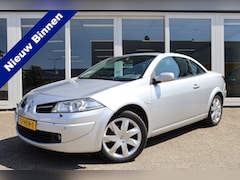 Renault Mégane coupé cabriolet - Automaat, Cruise Control, Airco, Trekhaak, PDC V+A, 2.0-16V Tech Line Prijs Is Rijklaar In