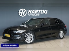 BMW 3-serie Touring - 318i High Executive *INCL. BTW* + HEAD-UP / SPORTSTOEL
