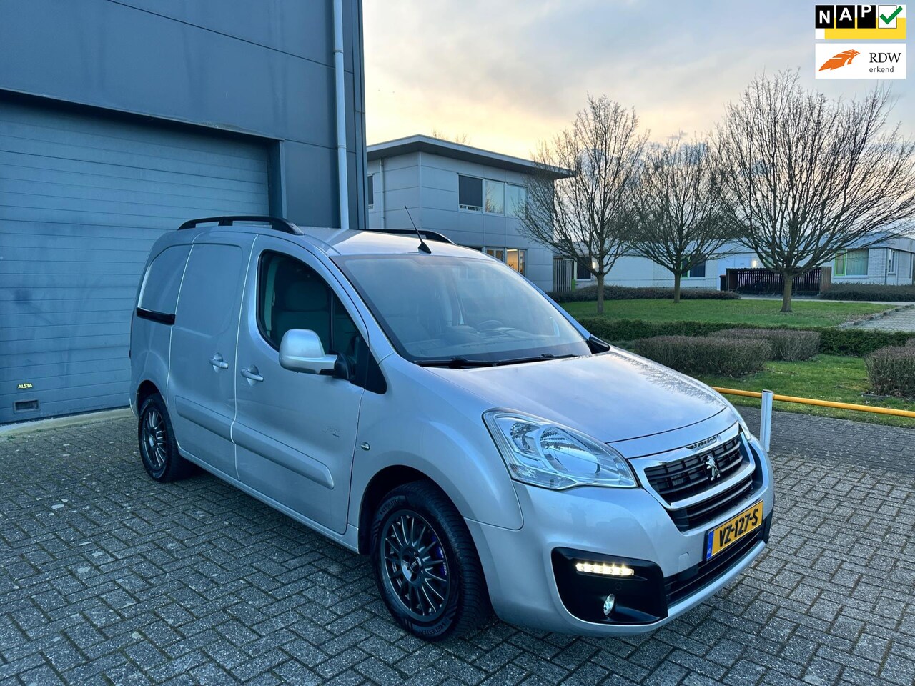 Peugeot Partner - 120 1.6 BlueHDi 100 L1 Première S&S Automaat 2016 - AutoWereld.nl