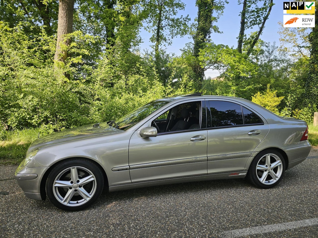 Mercedes-Benz C-klasse - 270 CDI Elegance 270 CDI Elegance - AutoWereld.nl