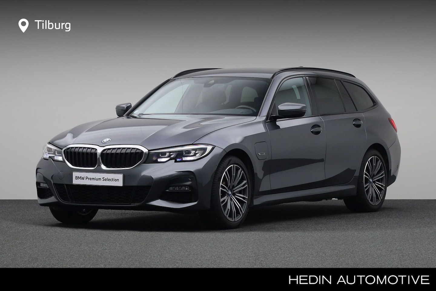 BMW 3-serie Touring - 330e xDrive High Executive M Sport | Achteruitrijcamera | Cruise Control | High Executive - AutoWereld.nl