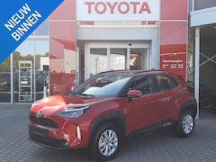 Toyota Yaris Cross - 1.5 Hybrid STOEL/STUURVERW KEYLESS DRAADLOOS OPLADEN BLUETOOTH NAVI HEAD-UP