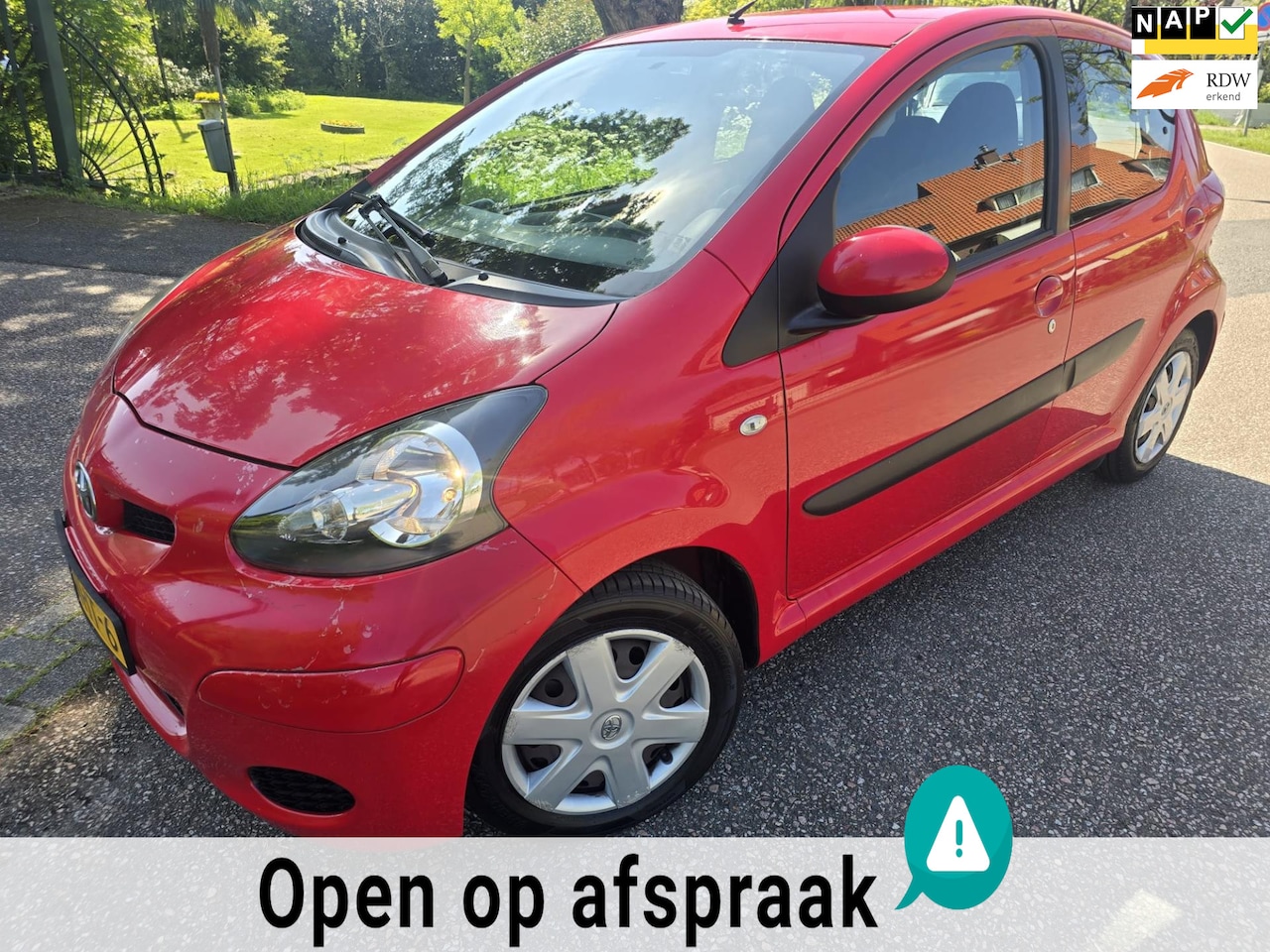 Toyota Aygo - 1.0-12V Comfort/Airco/5-drs/1e. eig./Nw Onderhoud - AutoWereld.nl