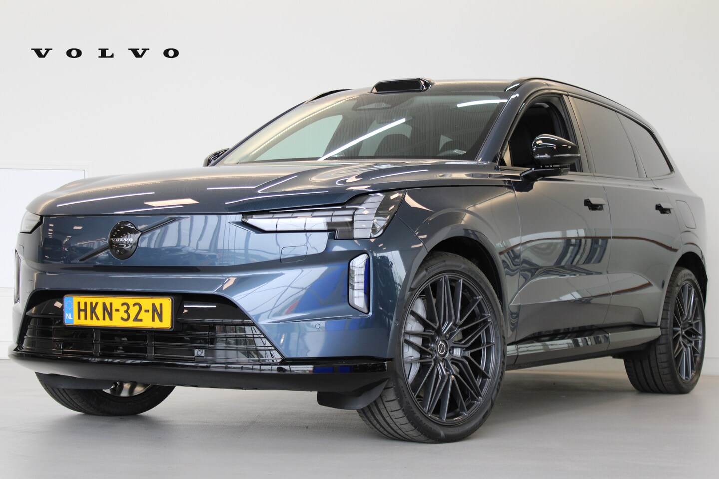 Volvo EX90 - Volvo 517PK Twin Motor Performance Ultra | Full Option!! | Massage | 22" |  Luchtvering | - AutoWereld.nl